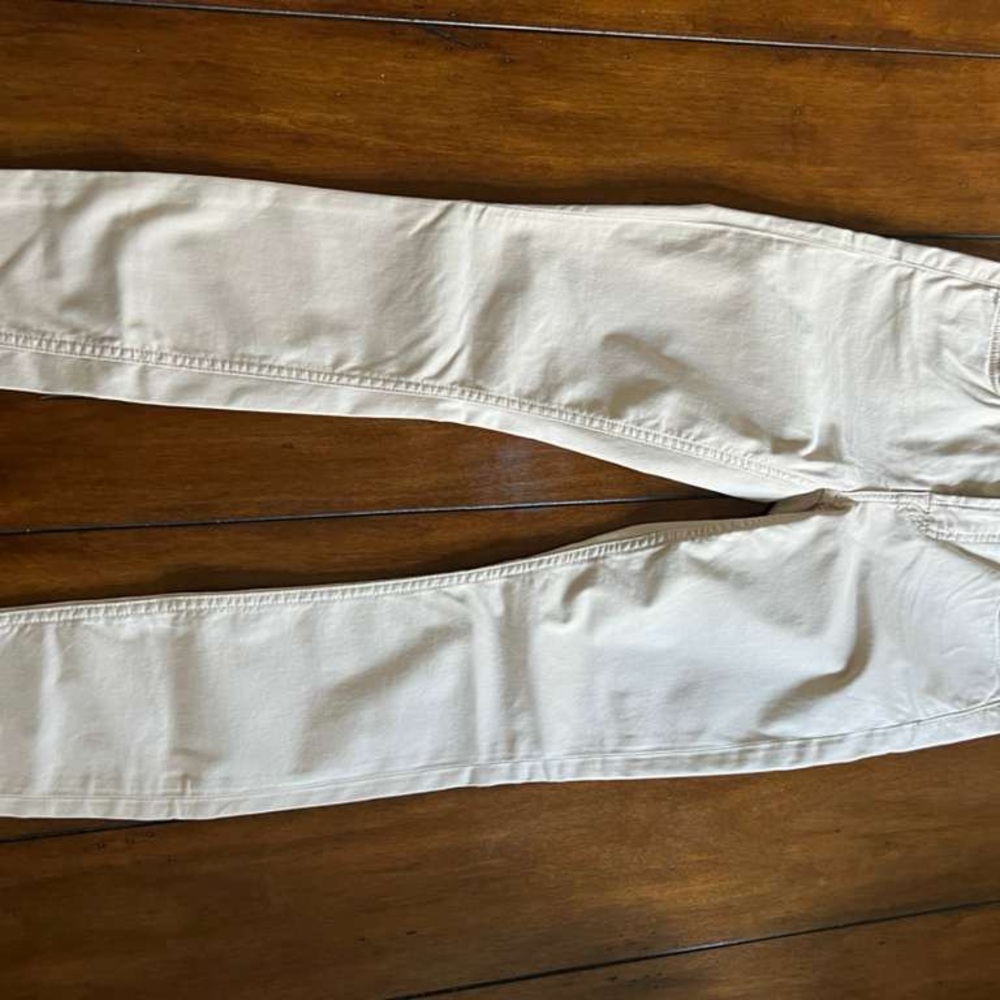 Women’s Skinny Jeans in Cream - Classic Slim Fit